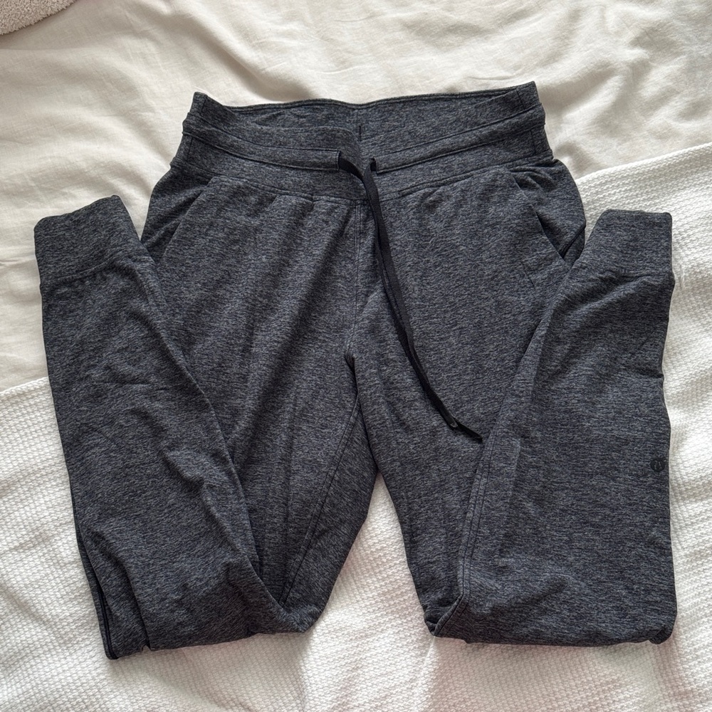 Lululemon | Ready to Rulu High-Rise Gray Jogger Pants | 8